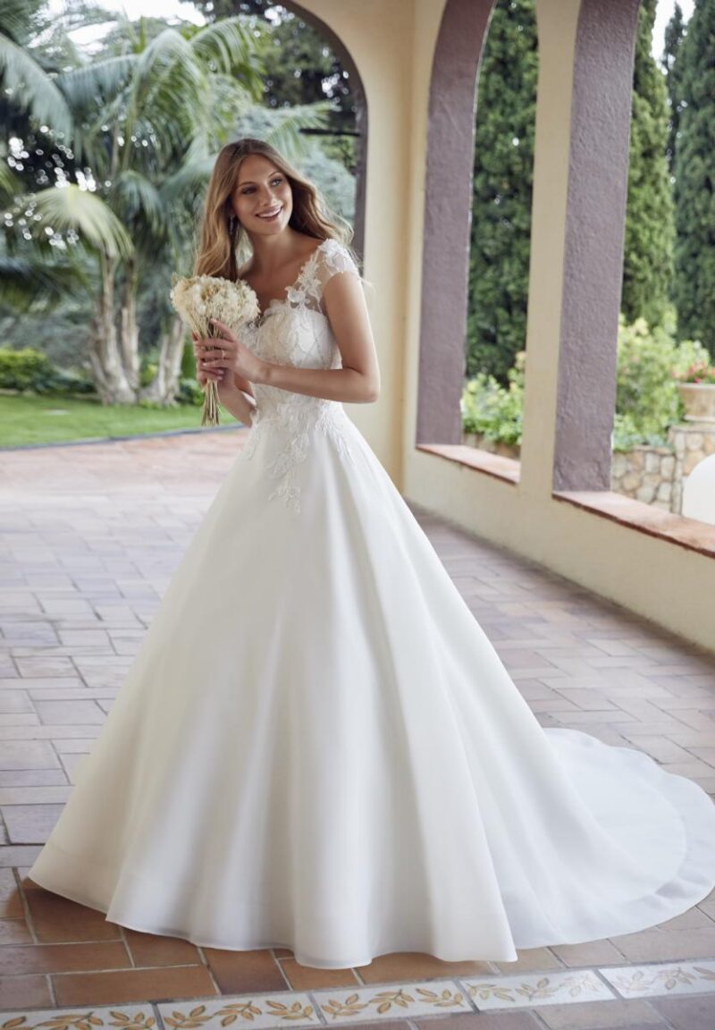 Vestidos de novia Veni Infantino Sposa