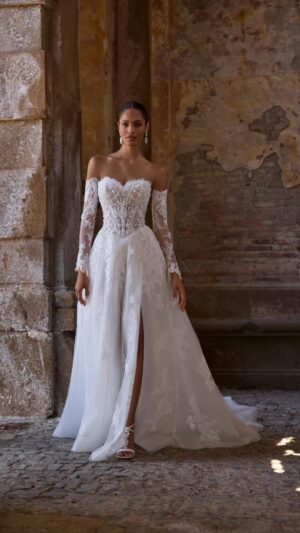 Vestido de novia línea A 63222 de Veni Infantino