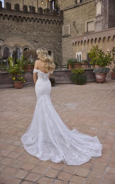 Vestido de novia Veni Infantino AIKO 63321 con corsé transparente - Imagen 3