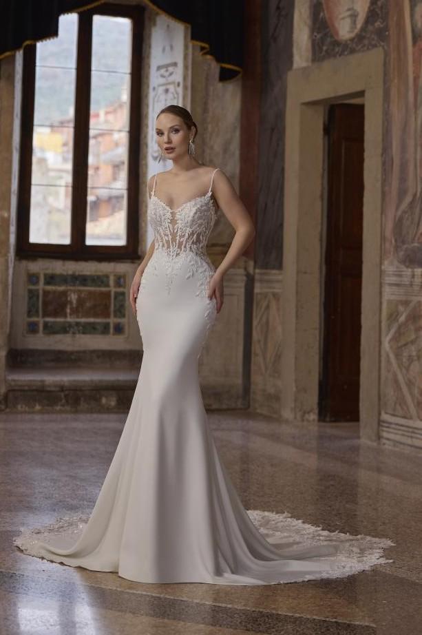 Vestido de novia Veni Infantino ANEIRA 63354 con tirantes finos