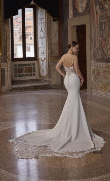 Vestido de novia Veni Infantino ANEIRA 63354 con tirantes finos - Imagen 3
