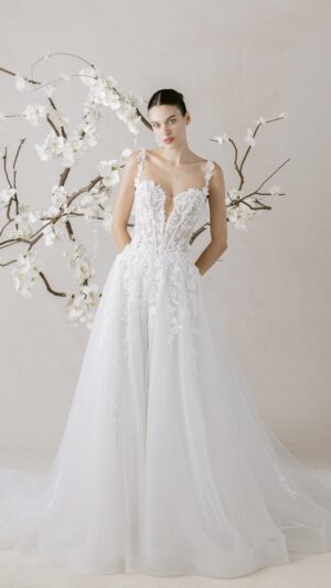 Vestido de novia línea A Morilee 1010012 con corsé