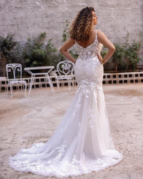 Vestido de novia Plus Size sirena Demetrios FL013 - Imagen 2