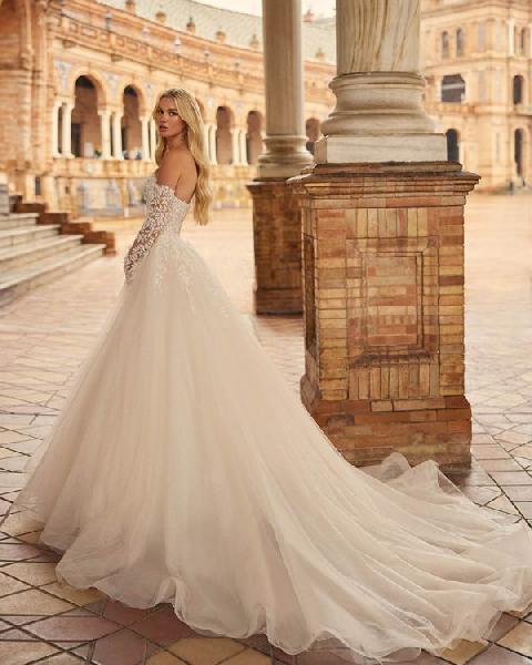 Vestido de novia línea A Kenzie de Aire Royale - Imagen 2