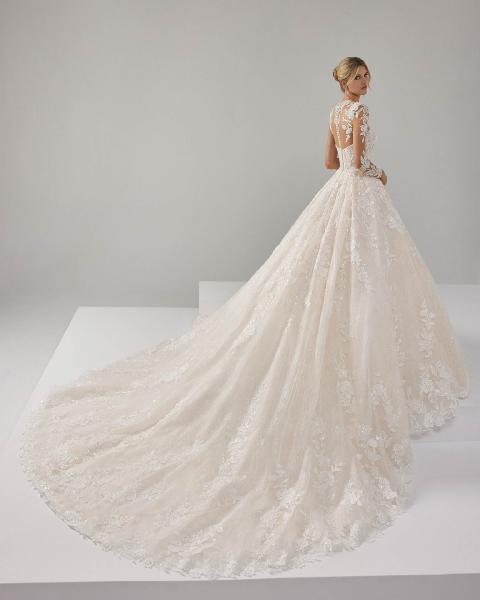 Vestido de novia princesa Amali de Luna Novias - Imagen 2